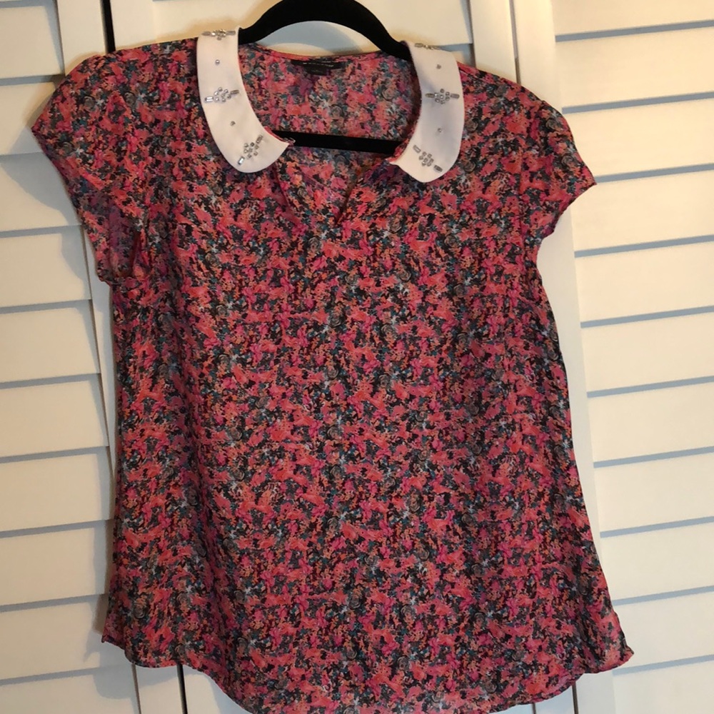I love Ronson floral shirt with beaded collar size small